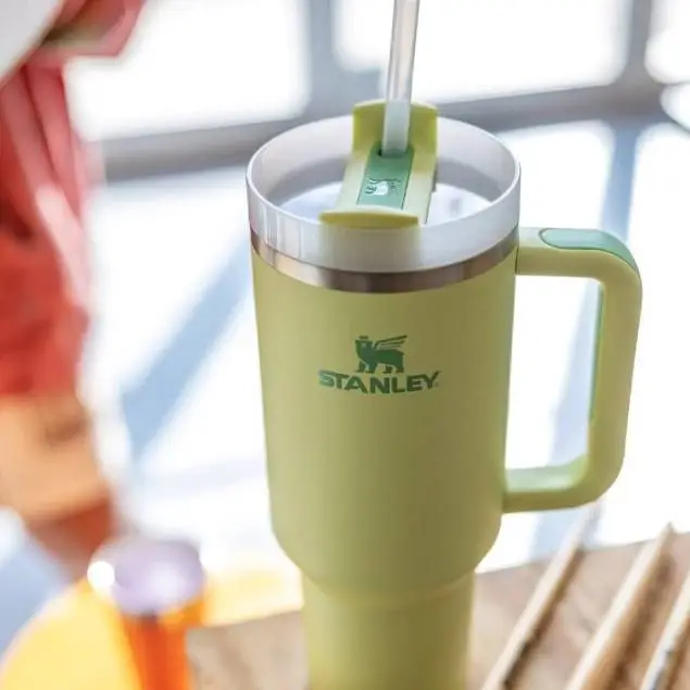 Adventure Quencher H2.0 Flowstate TM Tumbler 30Oz Pomelo