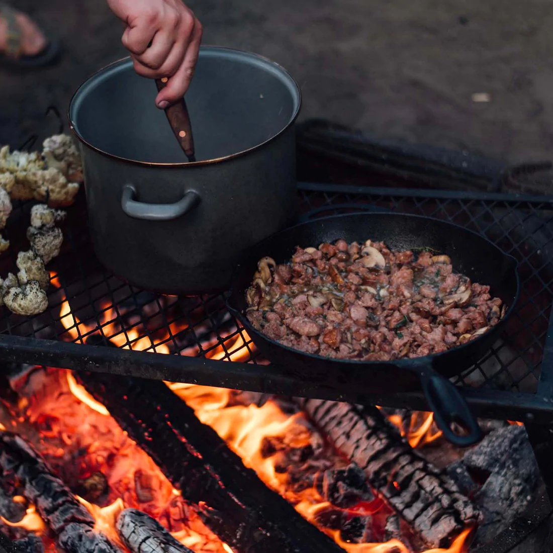 Barebones Cast Iron Skille 8" CKW-301